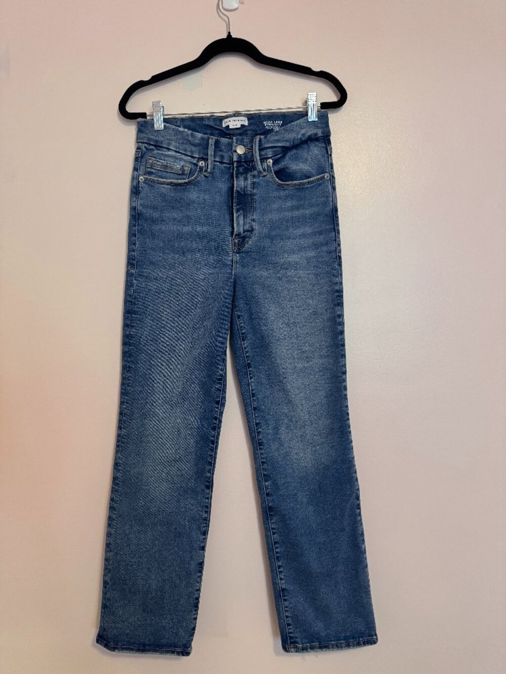 Good American Straight Leg Jeans in Dark Blue Wash